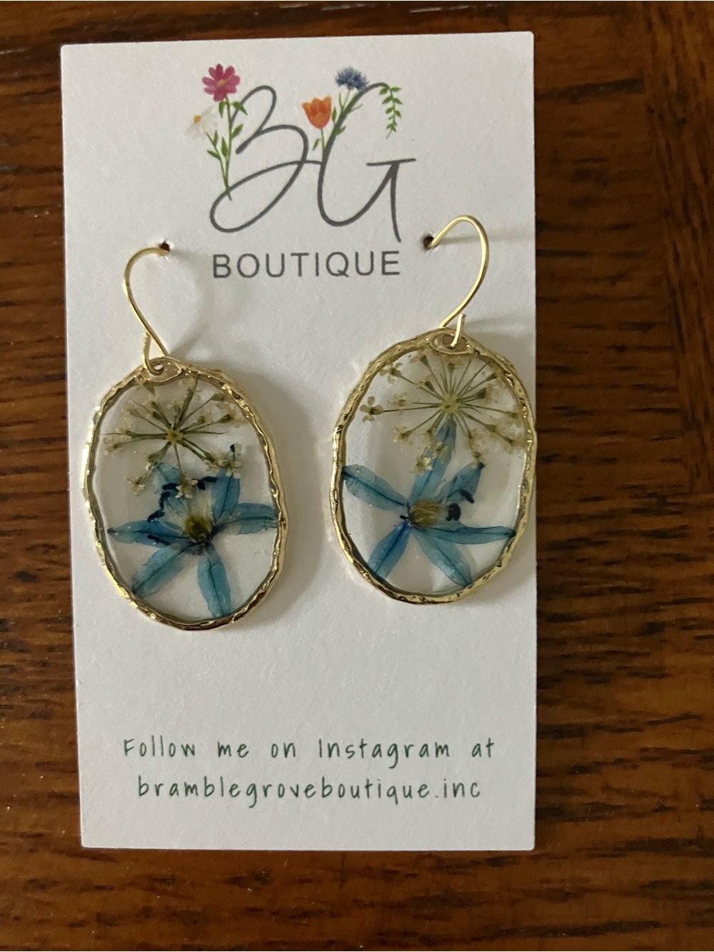 Handmade Pressed Flower Oval Resin Earrings - Blue & Gold